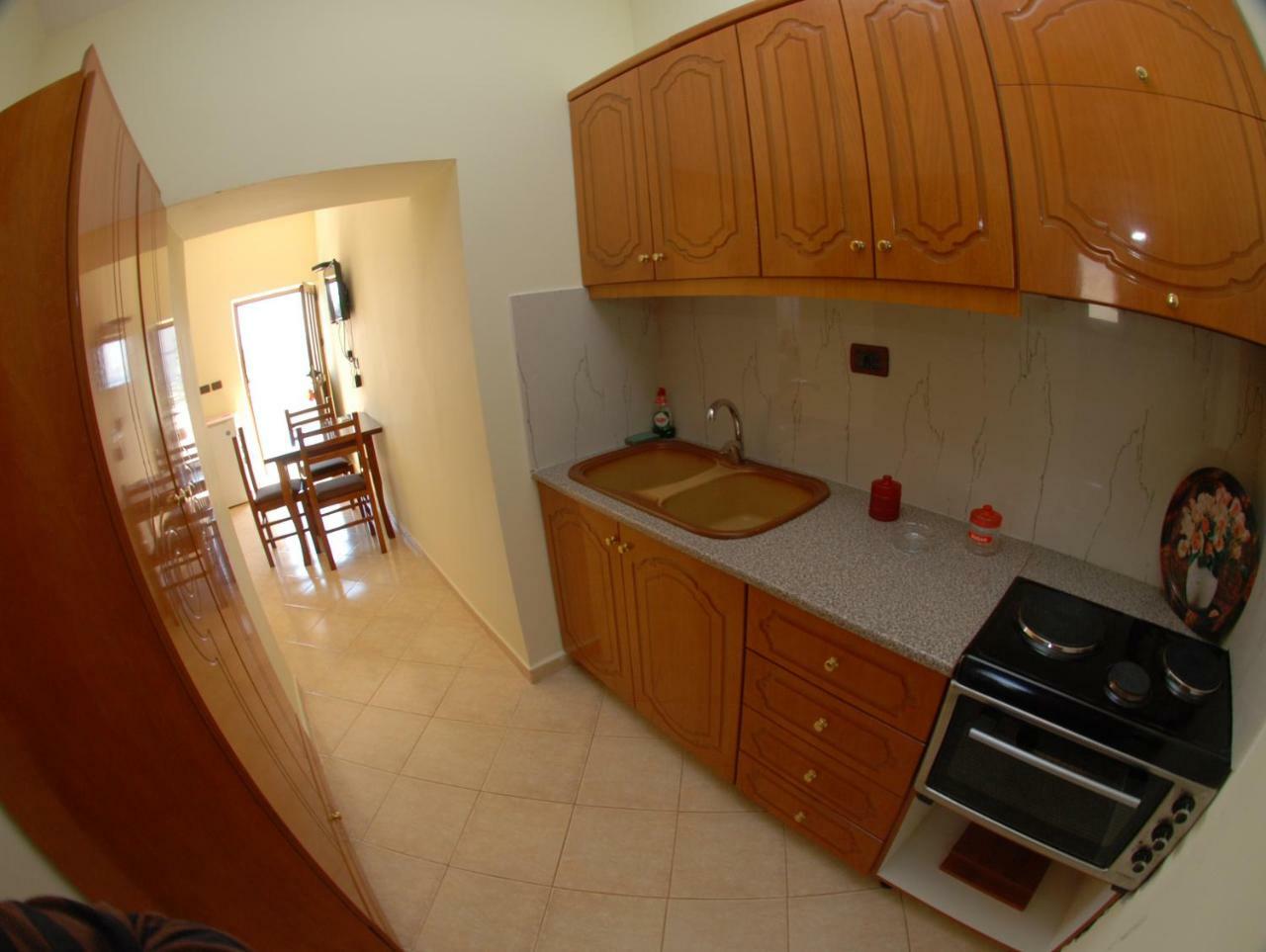 Rama Apartments Sarandë Exterior foto