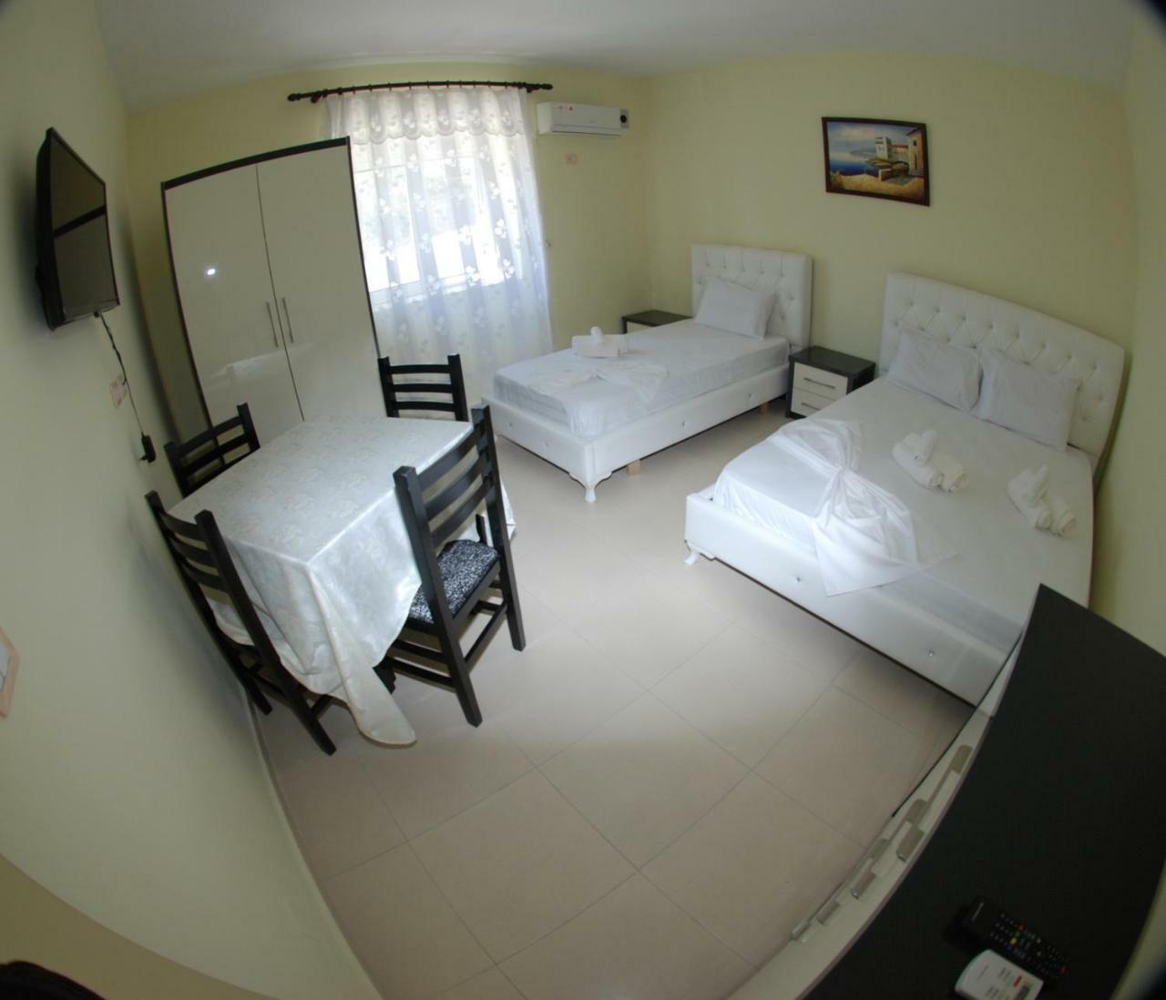 Rama Apartments Sarandë Exterior foto